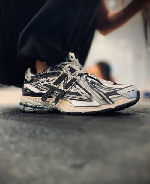 New Balance 1906A Silver Metallic