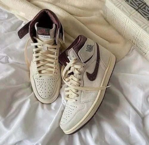 Nikee Air Jordan 1 Retro High Og A Ma Manire